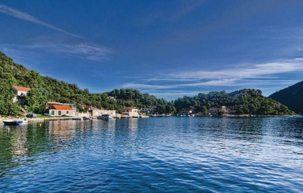 Okuklje Holiday Home Екстериор снимка